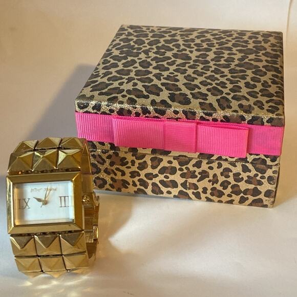 Betsey Johnson Gold Pyramid Stud Watch w/ Original Leopard Box – Needs Battery - Picture 1 of 11